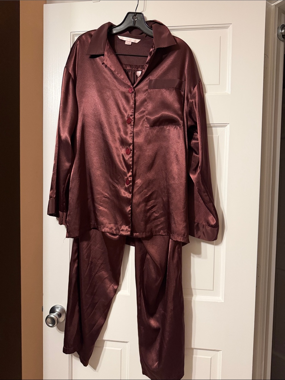 Victoria's Secret Satin Pajama Set in Wine